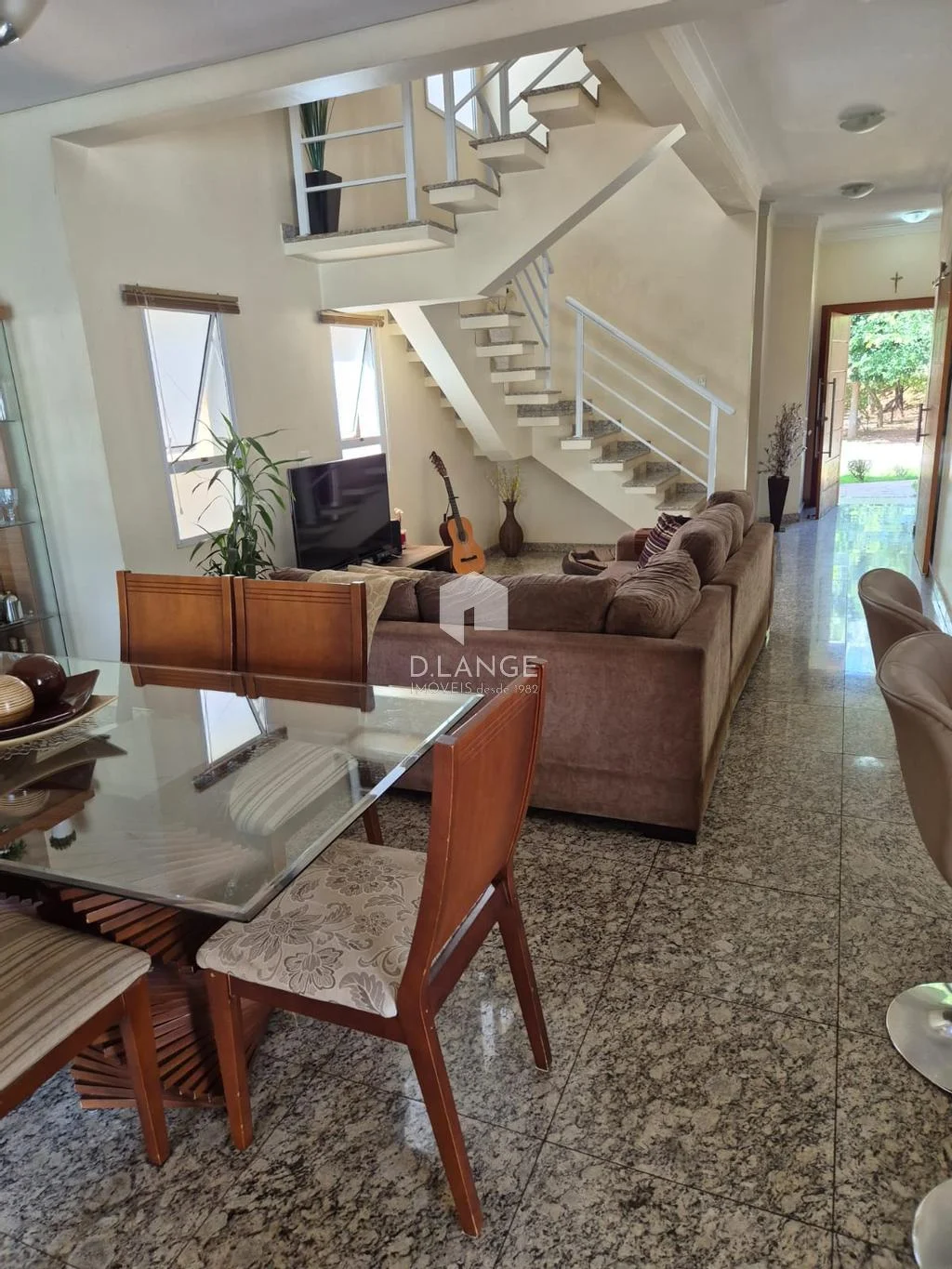 Casa à venda no Condomínio Yucatan, no bairro Parque Brasil 500 em Paulínia - SP
