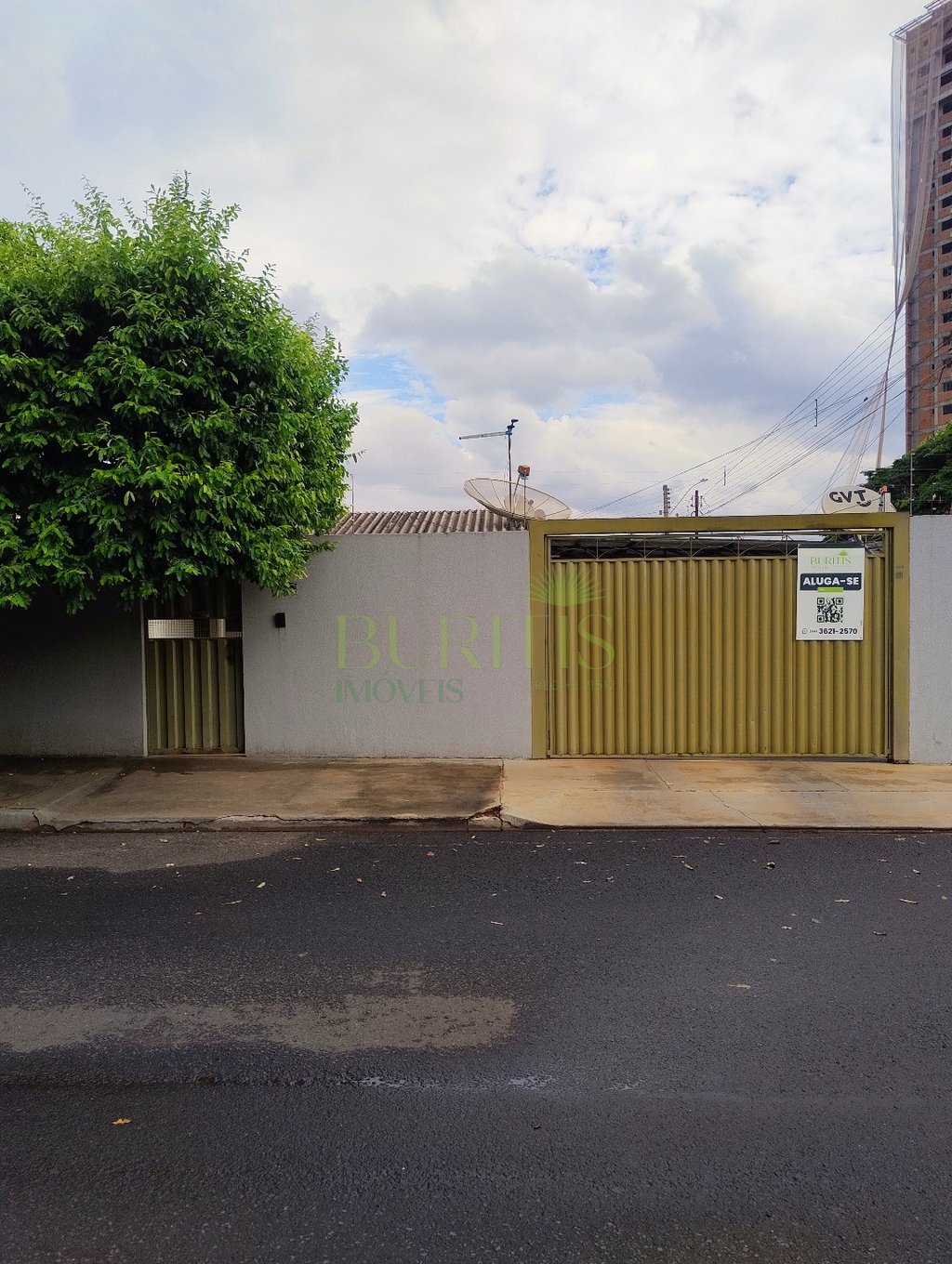Casa para alugar em Rio Verde, Conjunto Morada do Sol, com 4 quartos, com 260 m²