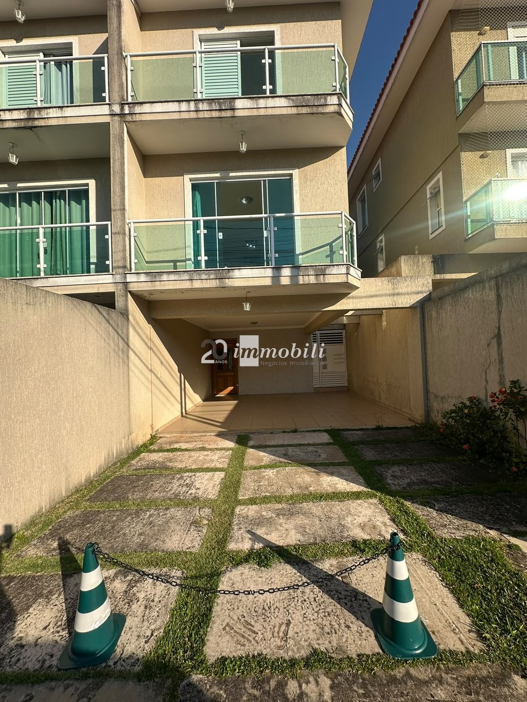 Casa à venda em Cotia, Jardim Rio das Pedras, com 3 suítes, com 164.8 m², Villa D'este