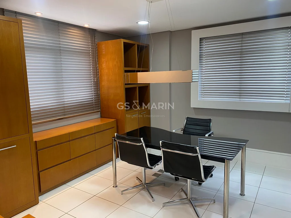 Sala comercial com 56m² à venda no Ed. São Paulo Towers, Centro de Londrina