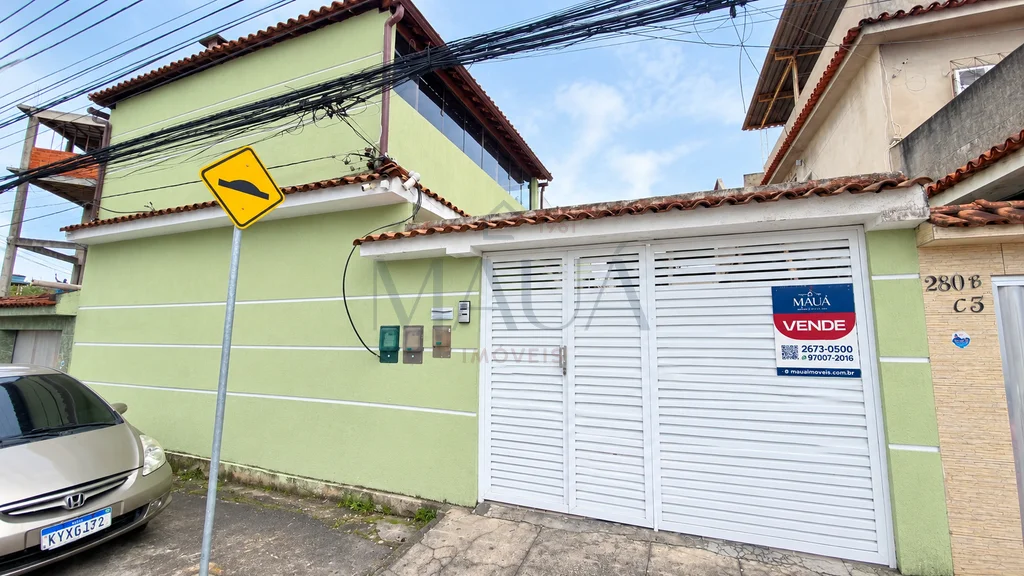 Casa à venda em Duque de Caxias, Engenho do Porto, com 2 quartos, com 117 m²