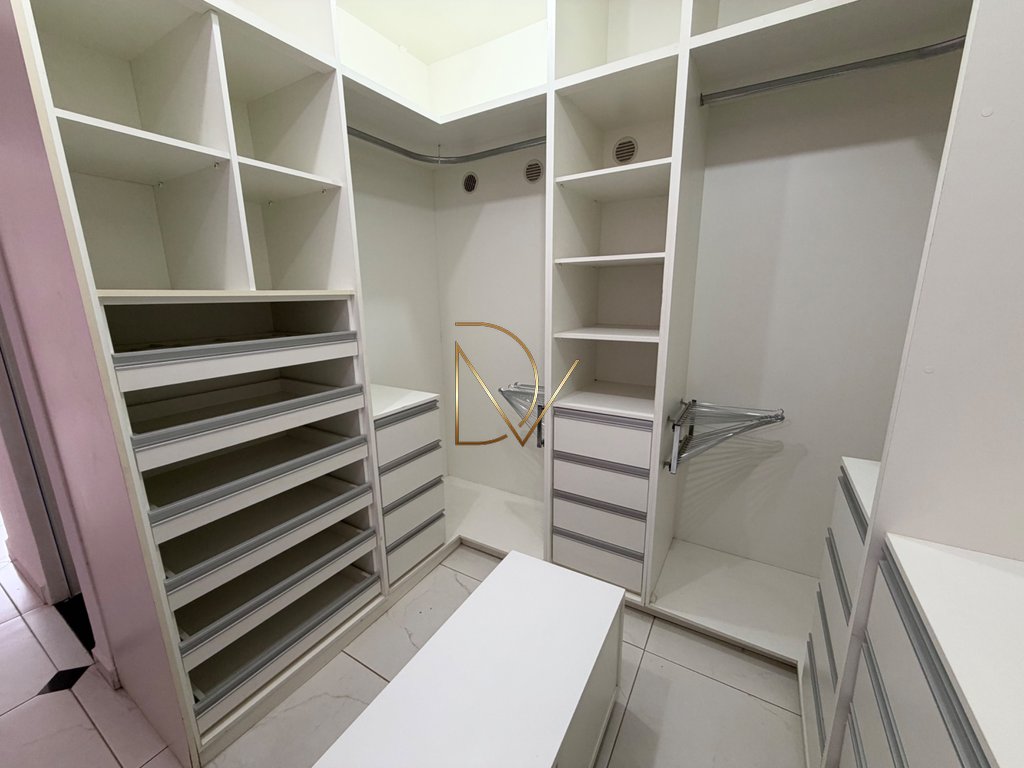 Casa à venda com 2 quartos, 1 suíte, 3 vagas e 189m² no Vila Nogueira, Campinas (SP) — foto 20 de 30
