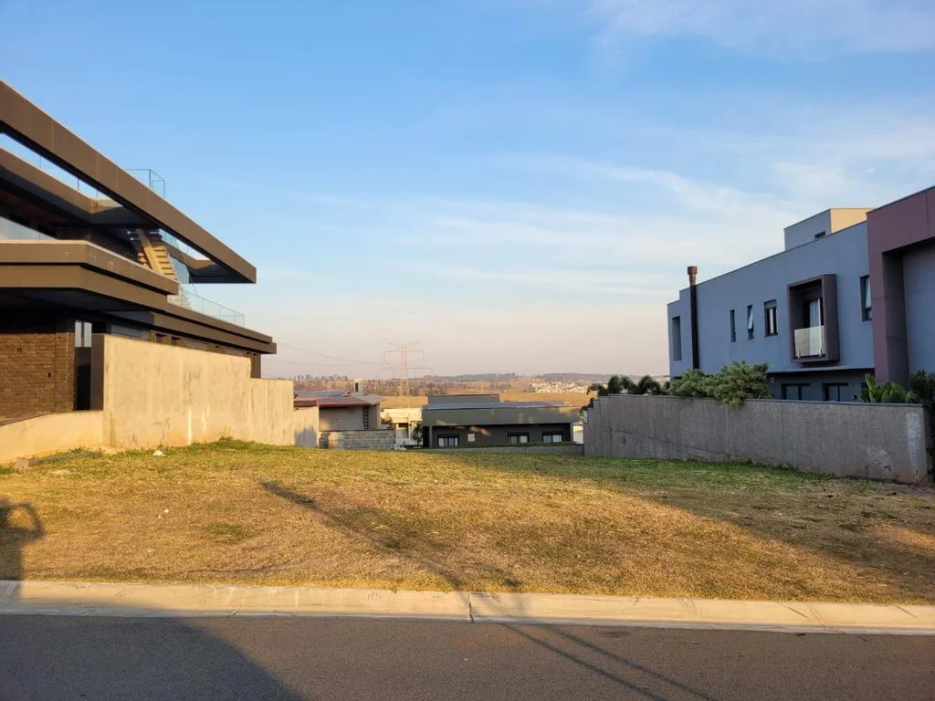 Terreno à venda em Campinas, Loteamento Mont Blanc Residence, com 874,19 m²