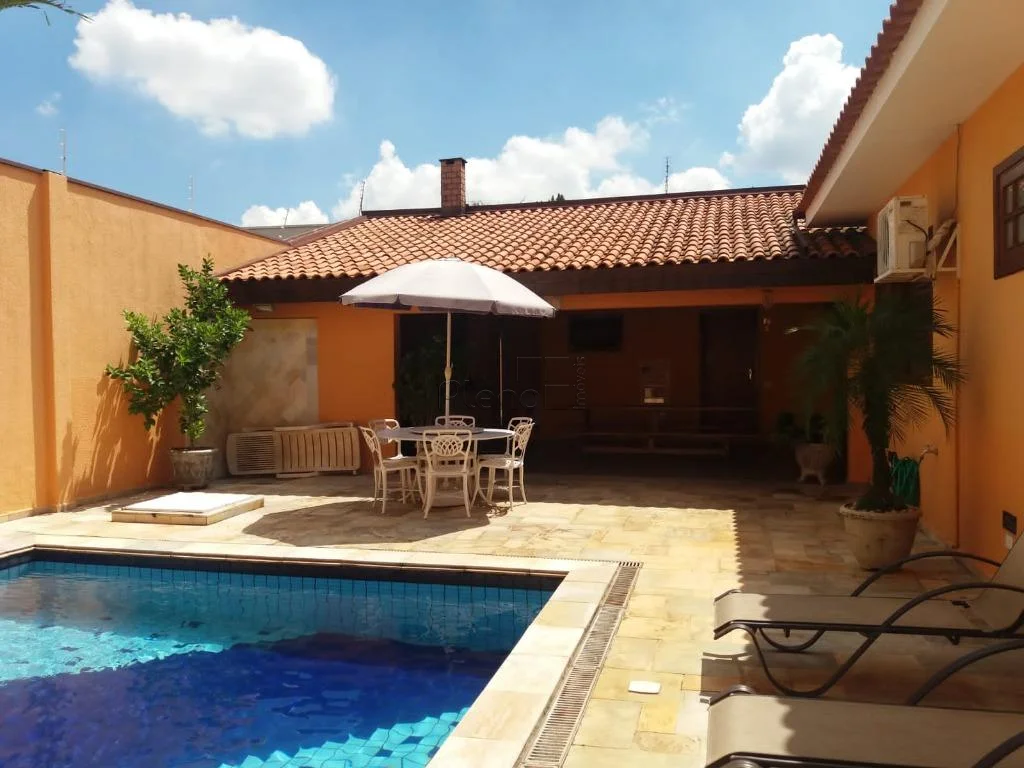 Casa à venda com 3 quartos no Jardim de Itapoan em Paulínia