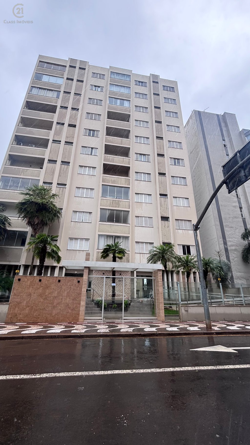 Apartamento à venda em Londrina, Centro, com 3 quartos, com 133.29 m², Edifício Pugesi
