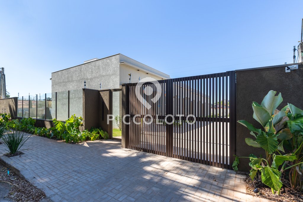 Sobrado à venda em Campinas, Parque Rural Fazenda Santa Cândida, com 2 suítes, com 136.5 m²