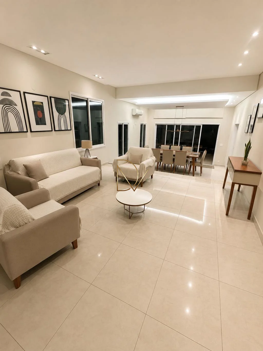 Sobrado à Venda no Swiss Park Campinas | Vista Definitiva, Elegância e Lazer Privativo