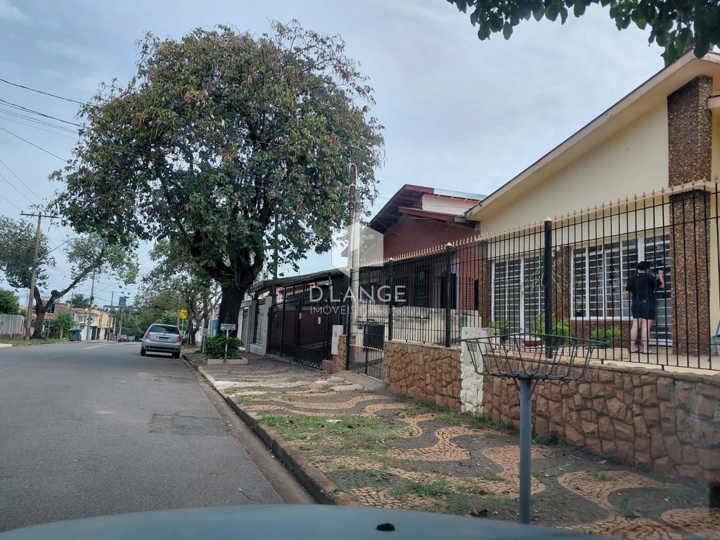Casa de fundos para alugar no bairro Vila Nova em Campinas - SP