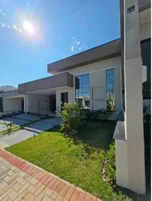 Casa à venda em Indaiatuba, Colinas de Indaiatuba, com 3 suítes, com 190 m², Jardim Laguna