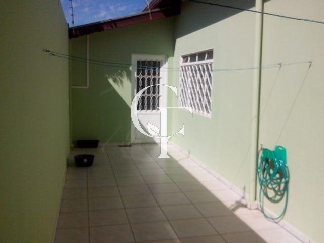 Casa à venda em Campinas, Parque Residencial Carvalho de Moura, com 3 quartos, com 115 m²