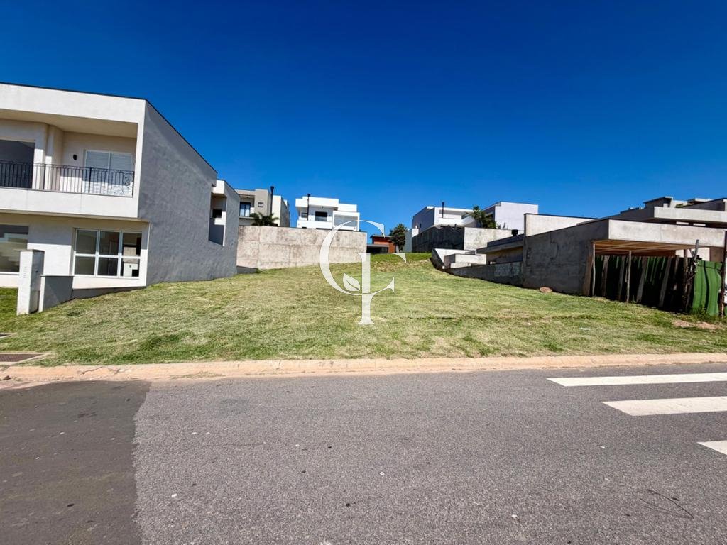Terreno à venda em Valinhos, Roncáglia, com 362.5 m², Residencial Mont'Alcino