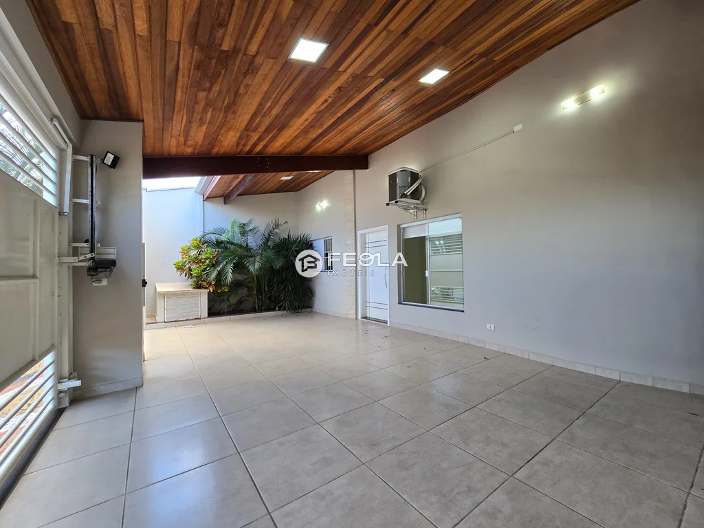 Casa à venda em Nova Odessa, Jardim Altos do Klavin, com 3 quartos, com 158 m²