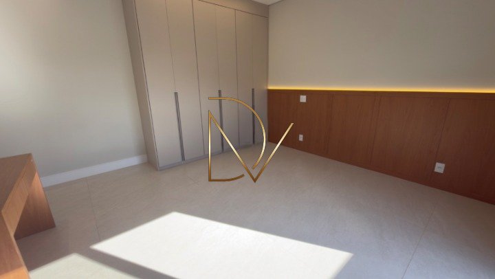 Casa à venda com 5 quartos, 5 suítes, 4 vagas e 374m² no Alphaville Dom Pedro 3, Campinas (SP) — foto 12 de 30
