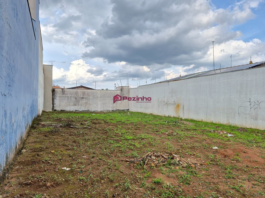 Terreno à venda em Limeira, Parque Residencial Aeroporto, com 274.8 m²