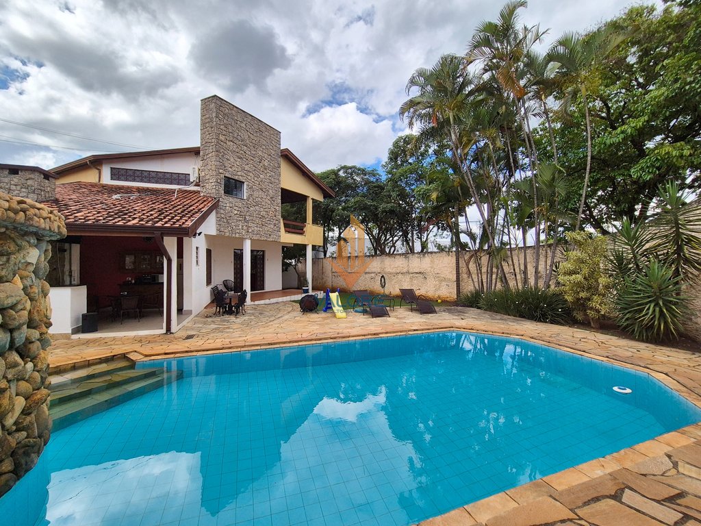 Casa à venda em Campinas, Cidade Universitária, com 4 quartos, com 402 m²