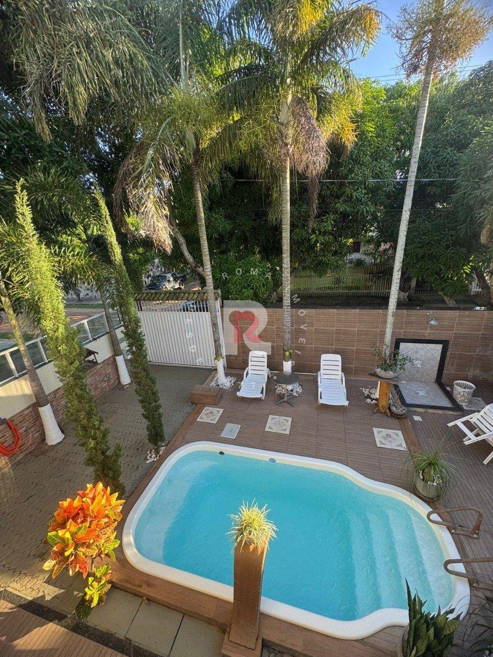 Casa à venda em Guarapari, Setiba, com 5 suítes, com 1 m²