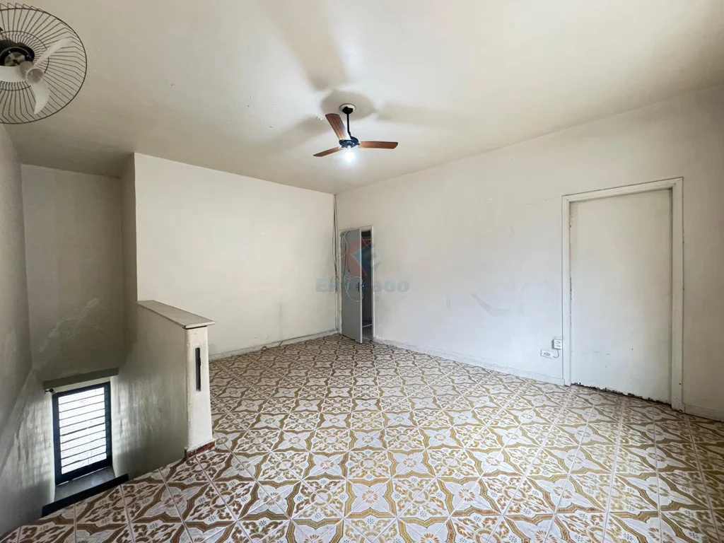 Casa para alugar em Sumaré, Centro, com 2 quartos, com 1 m²