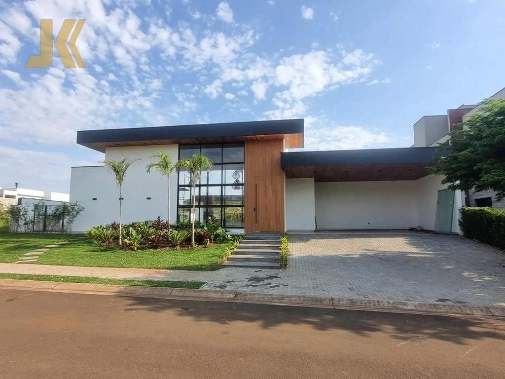 Casa à venda em Jaguariúna, Condomínio Haras Patente, com 4 suítes, com 350 m²