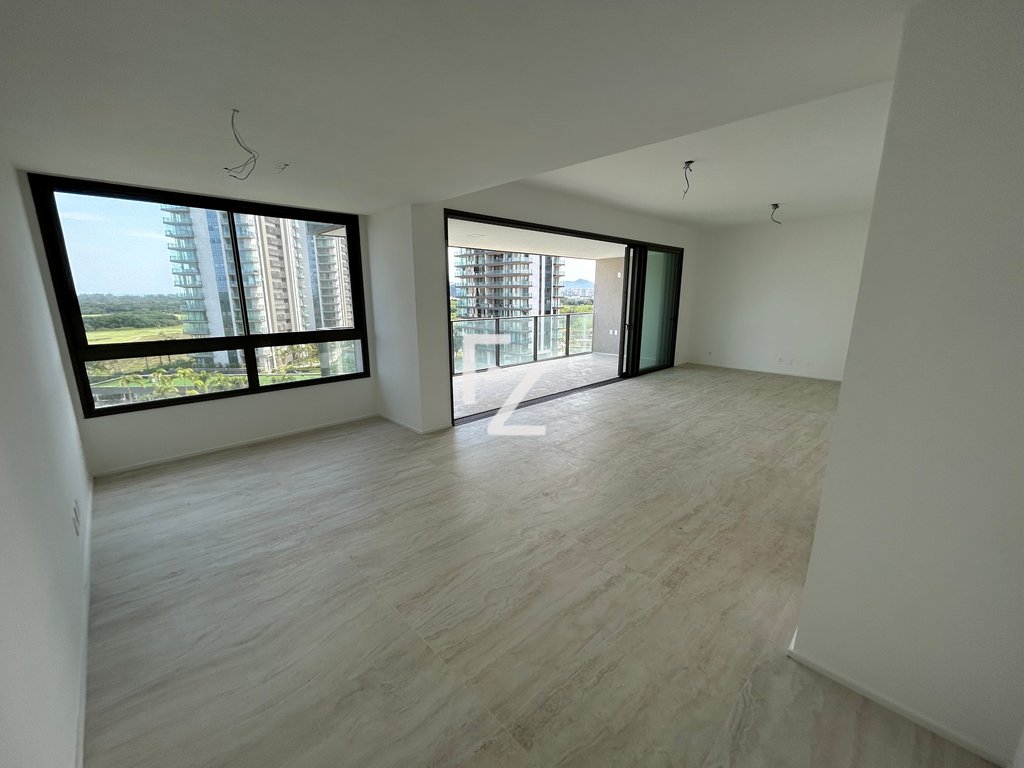 Apartamento de 3 Suítes + Dependência com 182m² no Atlântico Golf na Barra de Tijuca
