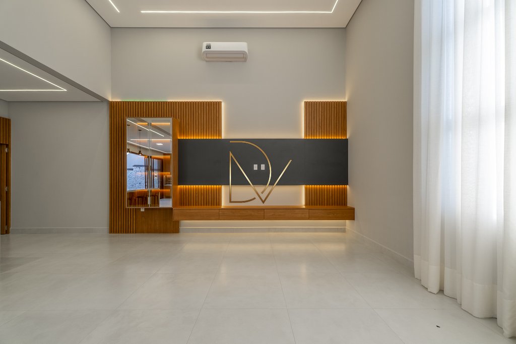 Casa à venda com 3 quartos, 3 suítes, 4 vagas e 188m² no Jardim Residencial Dona Lucilla, Indaiatuba (SP) — foto 7 de 30