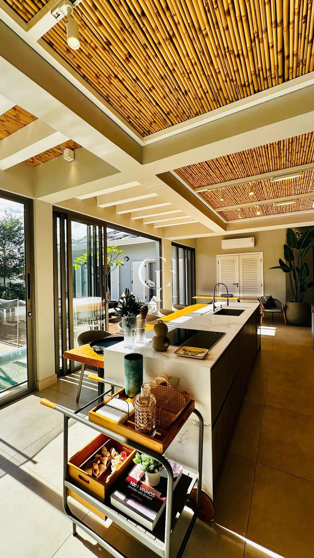 Casa à venda em Campinas, Barão Geraldo, com 4 suítes, com 380 m², Condomínio Residencial Colina